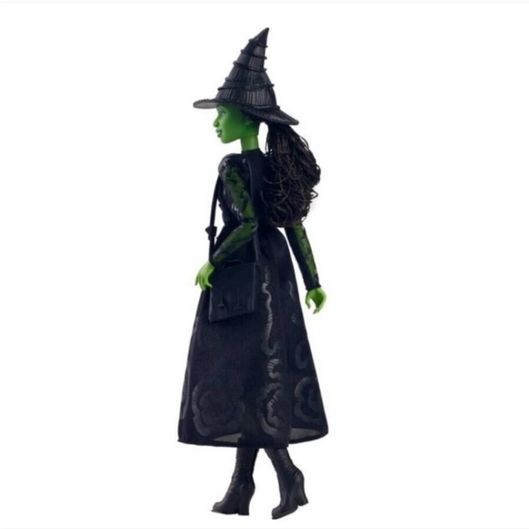 WICKED Elphaba Doll, NIB. Misprint, COLLECTIBLE - Picture 5 of 9